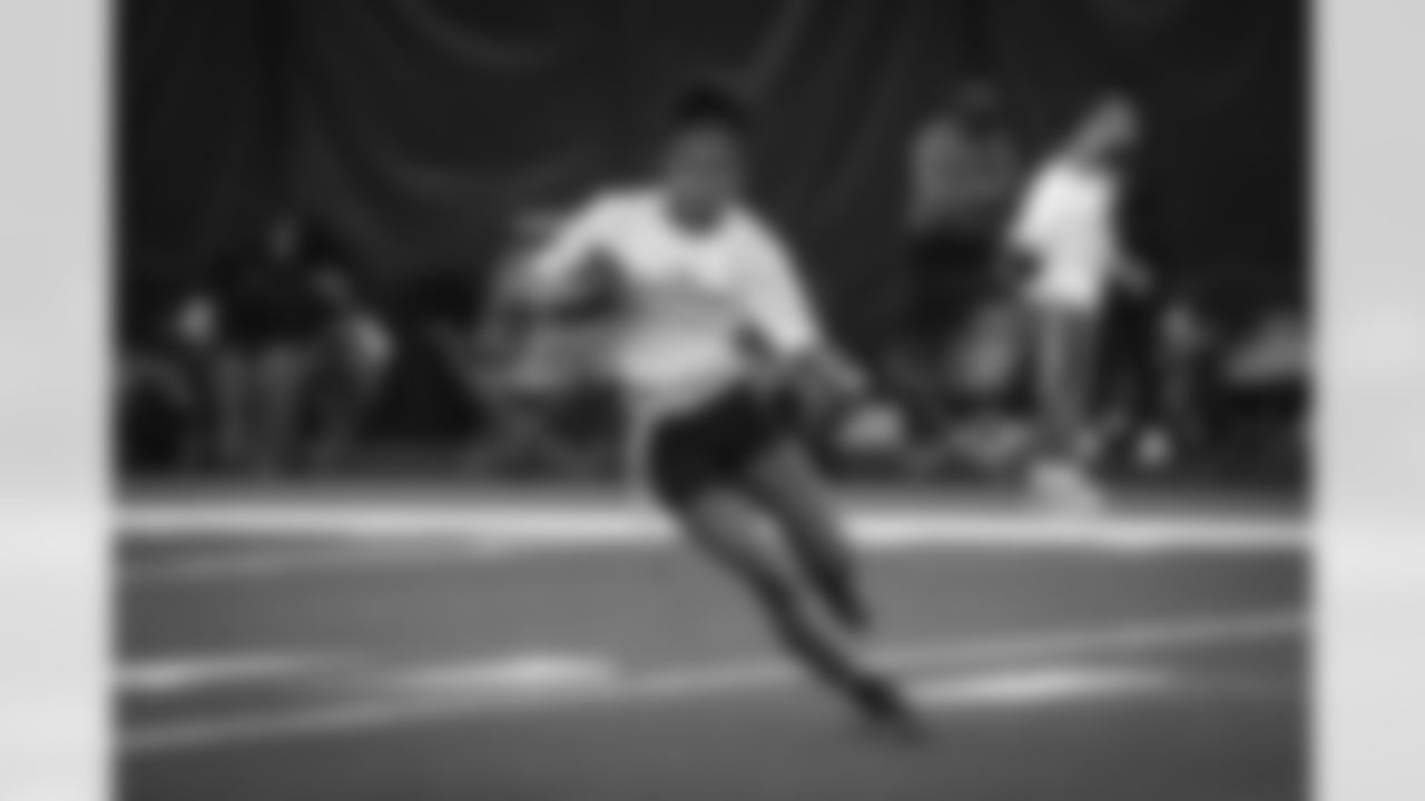 12132025 Girls Flag College Showcase 125