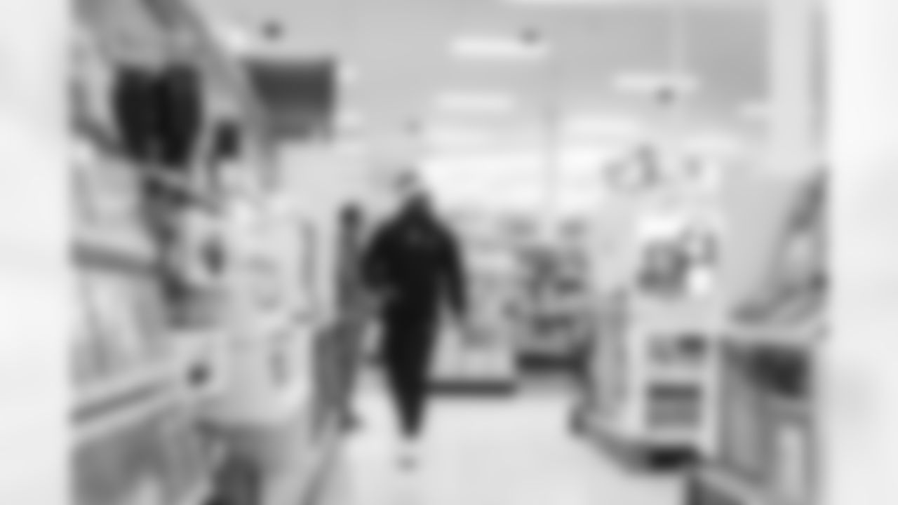 RESTON, VA – DEC 09: Images of Deebo Samuels and Jeremy Reaves shopping with 25 local elementary schools at Target in Reston, VA on DECEMBER 09, 2025 (Photo by Taylor Sims for Washington Commanders)