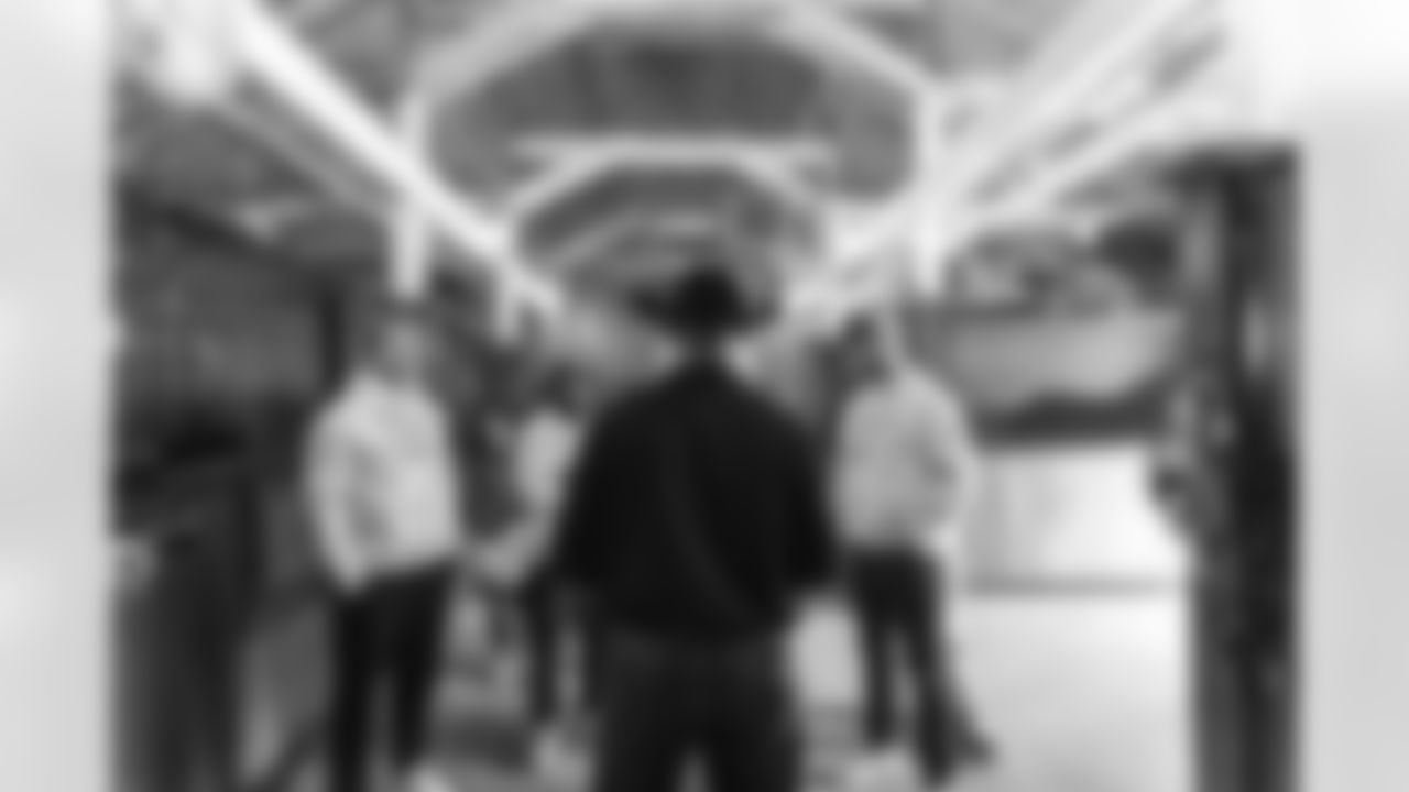 Images of Commander players and Command Force visiting Arlington National Cemetery with the USAA event staff at Fort Myers on October 21, 2025 in Landover, MD (Photo by Taylor Sims for Washington Commanders)