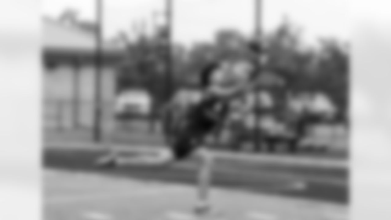 Nike 11-On_Commanders-151