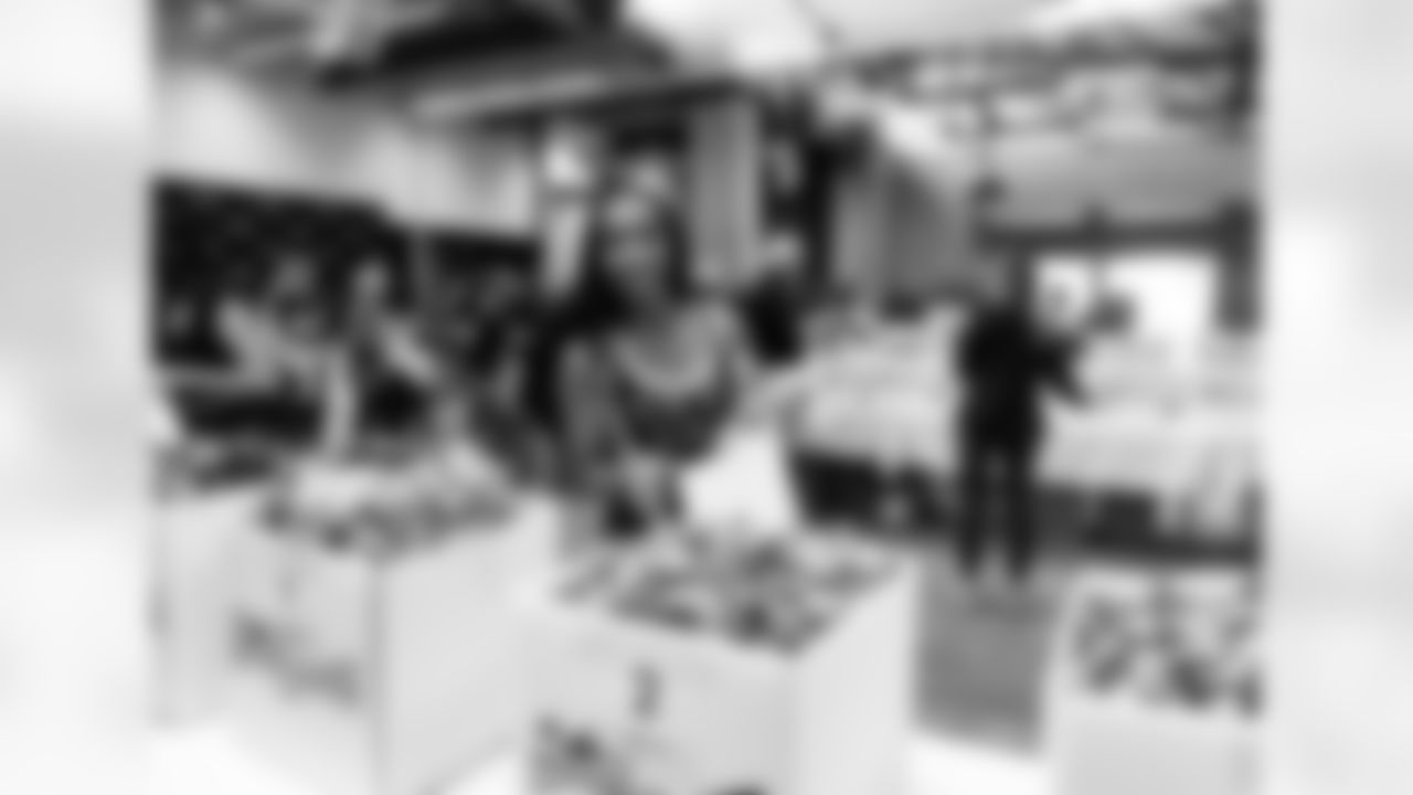 Operation Gratitude6236