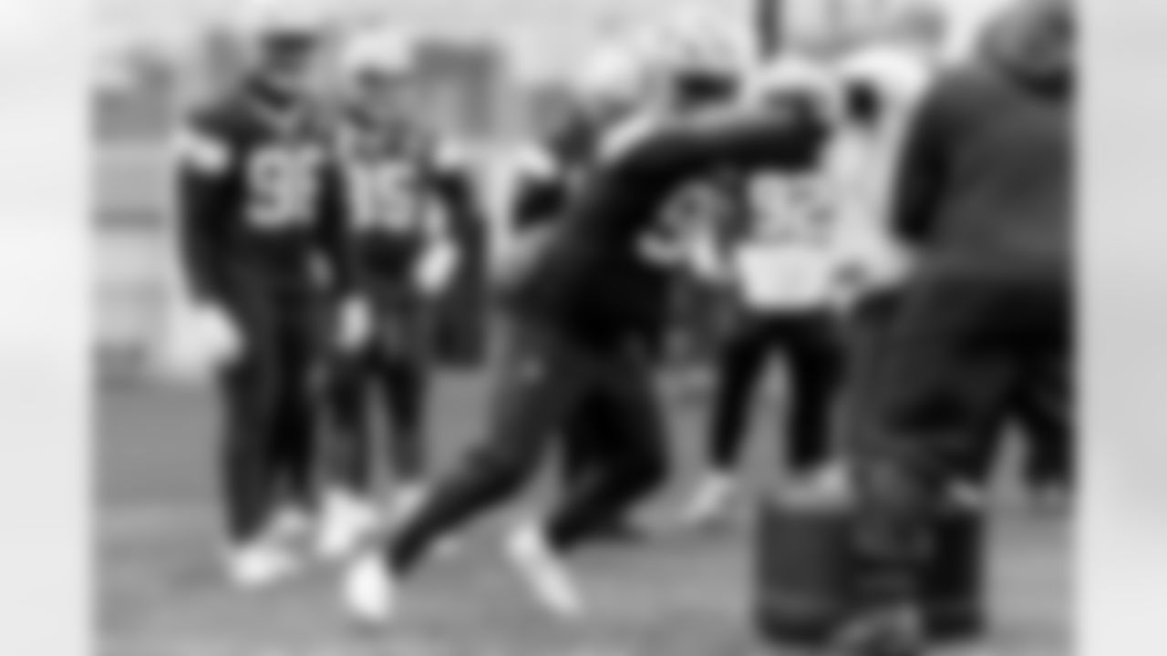 20251201_DAL_Practice-87