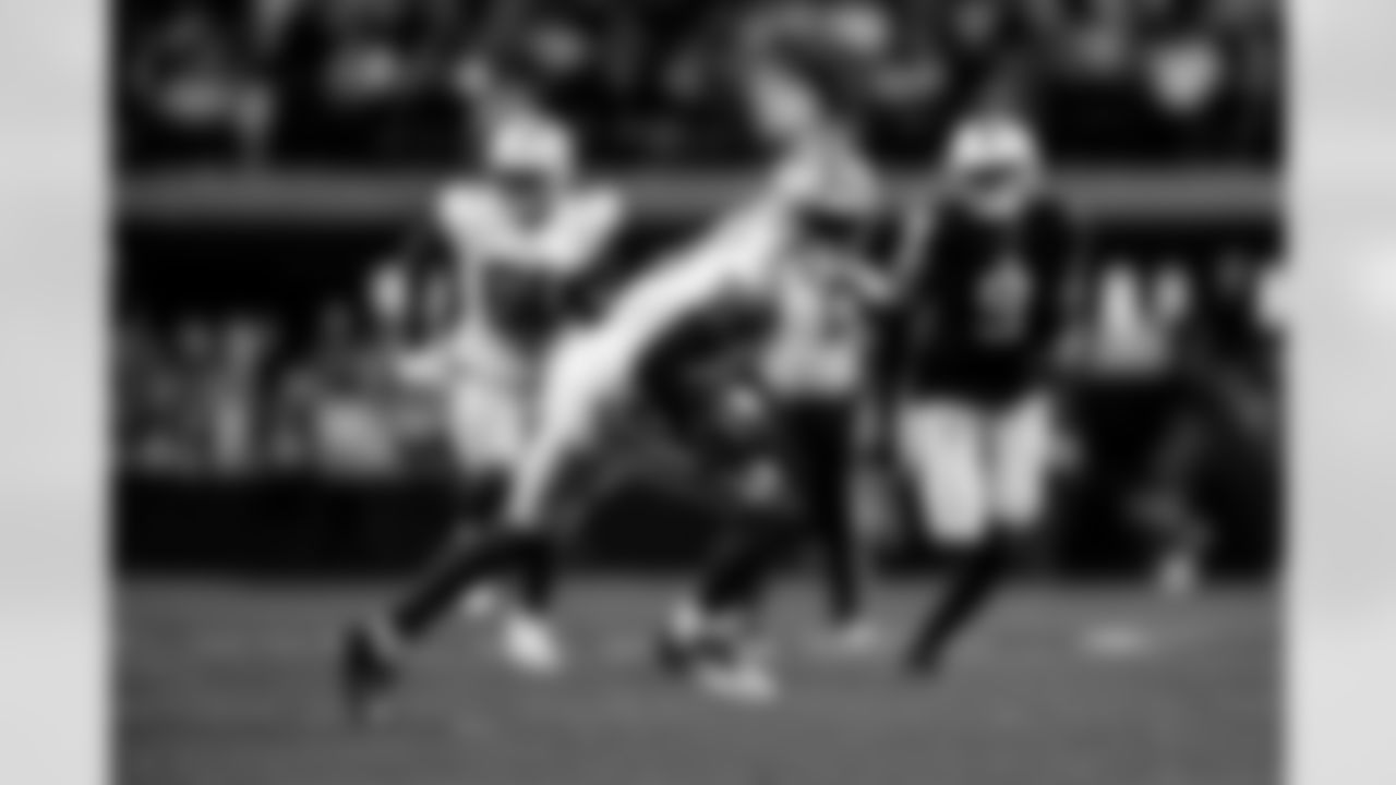 20251117_DAL_@_LV-535