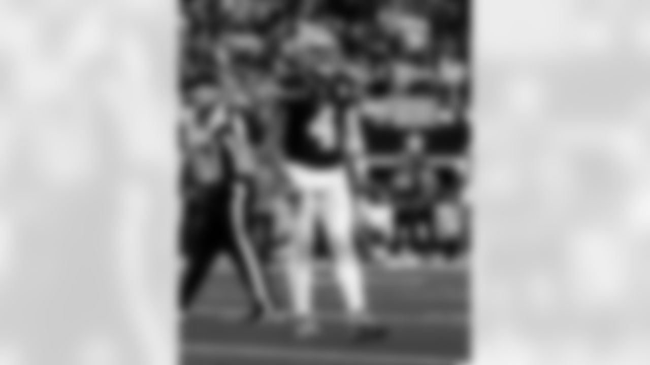 20251221_DAL_VS_LAC-254