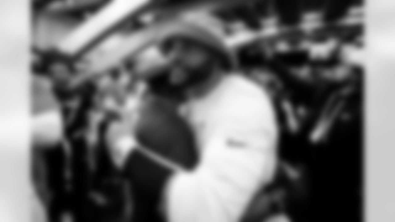 Dallas Cowboys quarterback Dak Prescott (4) embraces a player after the 2026 Pro Bowl Game on Tuesday, February 3, 2026 in San Francisco, California. (Alika Jenner/NFL)