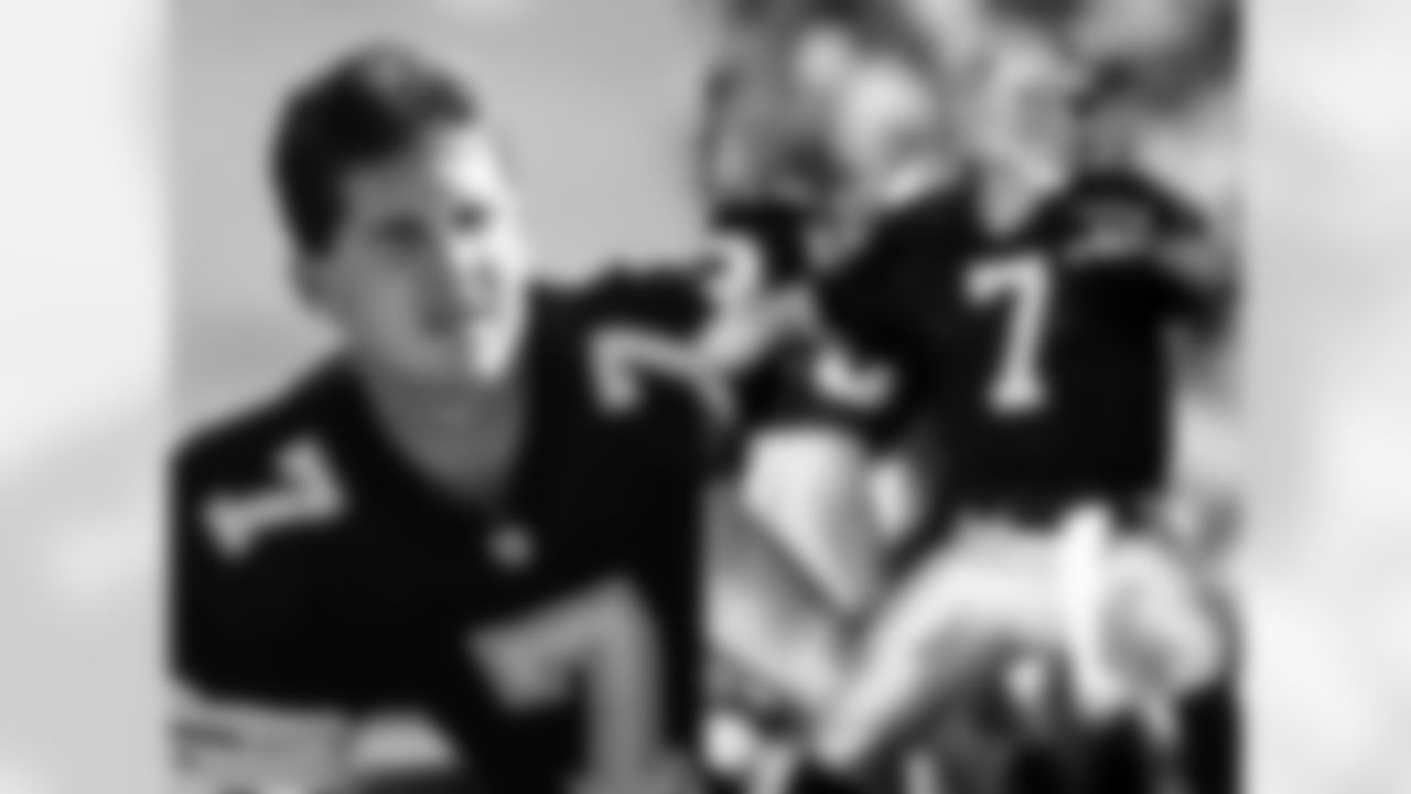 *6) In a trade with the Raiders a week before the start of the 1991 season, the Cowboys acquired this backup quarterback, who went on to help the team reach the playoffs for the first time in six years. *

Steve Beuerlein was a late addition to the squad, but he played an integral part in the Cowboys' success in 1991, leading Dallas to victory in the final five games of the regular season as well as the first round of the playoffs after Troy Aikman was injured. This 2025 campaign has been a Beuerlein reunion tour of sorts, as the Cowboys have faced four of the five other teams he played for during his NFL career: the Panthers, Broncos, Cardinals and Raiders.