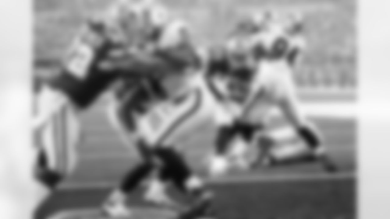 *12) Following in the footsteps of Emmitt Smith, this running back rushed for three touchdowns against the Raiders on Nov. 28, 2013, which was the 19th time in Cowboys history a player had posted three ground scores in a single game. *

DeMarco Murray set a career high with three rushing scores in leading the Cowboys to a 31-24 victory over the Raiders. Three more have turned the trick since Murray did, marking 22 times in franchise history a Dallas player has run for at least three touchdowns in a single game.