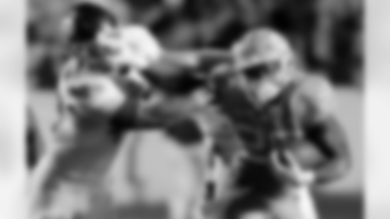 After capping off his high school career with 2,271 rushing yards and 27 touchdowns at Wallace-Rose High School, as well as being valedictorian for his graduating class, Williams committed to the only school that offered him: His home state university, North Carolina.