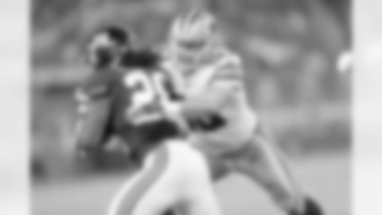 *15) Which Cowboys linebacker set a franchise record with 22 team-credited tackles at the Giants on Dec. 11, 2016? *

If ever there was a defensive nemesis for Giants fans, it was Sean Lee. Not only did the Cowboys coaching staff credit him with 22 combined tackles in this game, he was also tabbed with 17 solo takedowns, which is a team record as well. According to Pro Football Reference, among those who have played for Dallas in the Jerry Jones ownership era, Lee has been credited by the NFL with more tackles against the Giants than another other Cowboys player – and by a wide margin. He totaled 143 tackles in just 17 games versus New York while Bradie James ranks second with only 112 in the same number of contests.