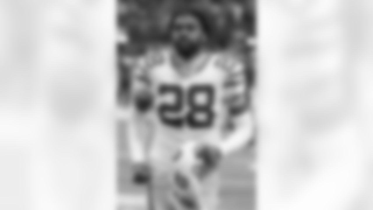 Green Bay Packers cornerback Trevon Diggs jogs off the field after an NFL football game against the Minnesota Vikings, Sunday, Jan. 4, 2026, in Minneapolis. (AP Photo/Ross D. Franklin)