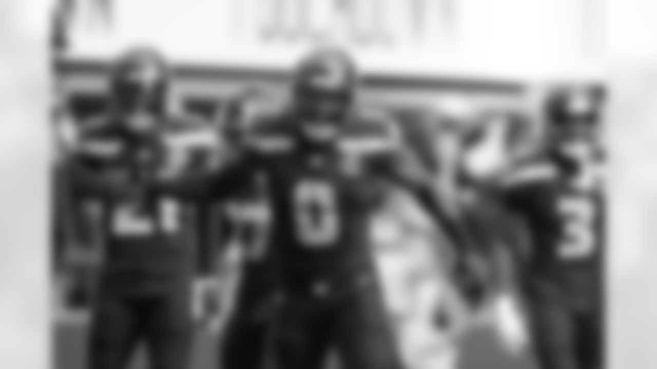 For the first time in his career, veteran Demarcus Lawrence was named NFC Defensive Player of the Week for his two-touchdown performance last week with the Seahawks, who had a Week 10 win over Arizona. 
Lawrence has scored one touchdown in his career, but tripled the number with a pair of first-half scores last week against the Cardinals. 
Lawrence became the fourth player in NFL history to return two fumbles for touchdowns in the same game. 
It's his first honor of any kind since he was the NFC Defensive Player of the Month in 2017 as a member of the Cowboys.