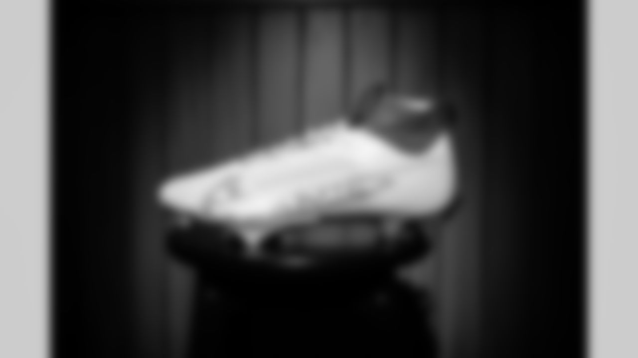 Marshawn Kneeland-03