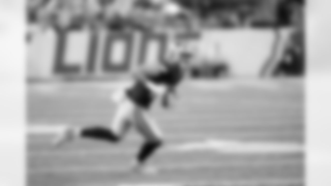 04 December 2025:   Views 
of the Dallas Cowboys during the first half of their NFL regular season game against the Detroit Lions at Ford Field in Detroit, Michigan.  Photo by James D. Smith/Dallas Cowboys