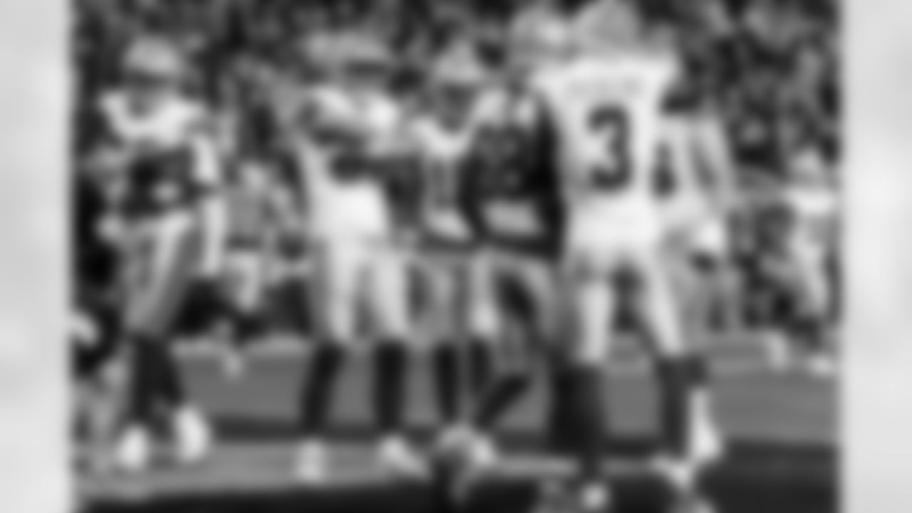 20251117_DAL_@_LV-454