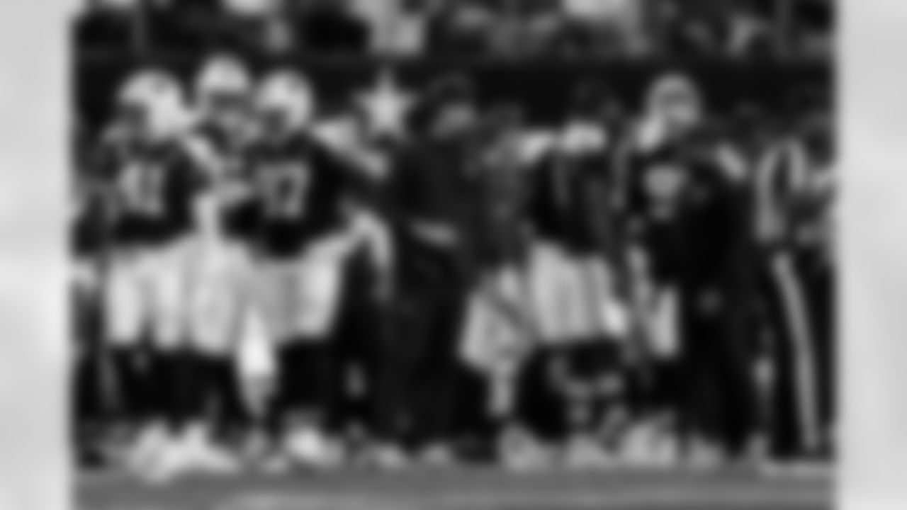 20251127_DAL_vs_KC_Action-174