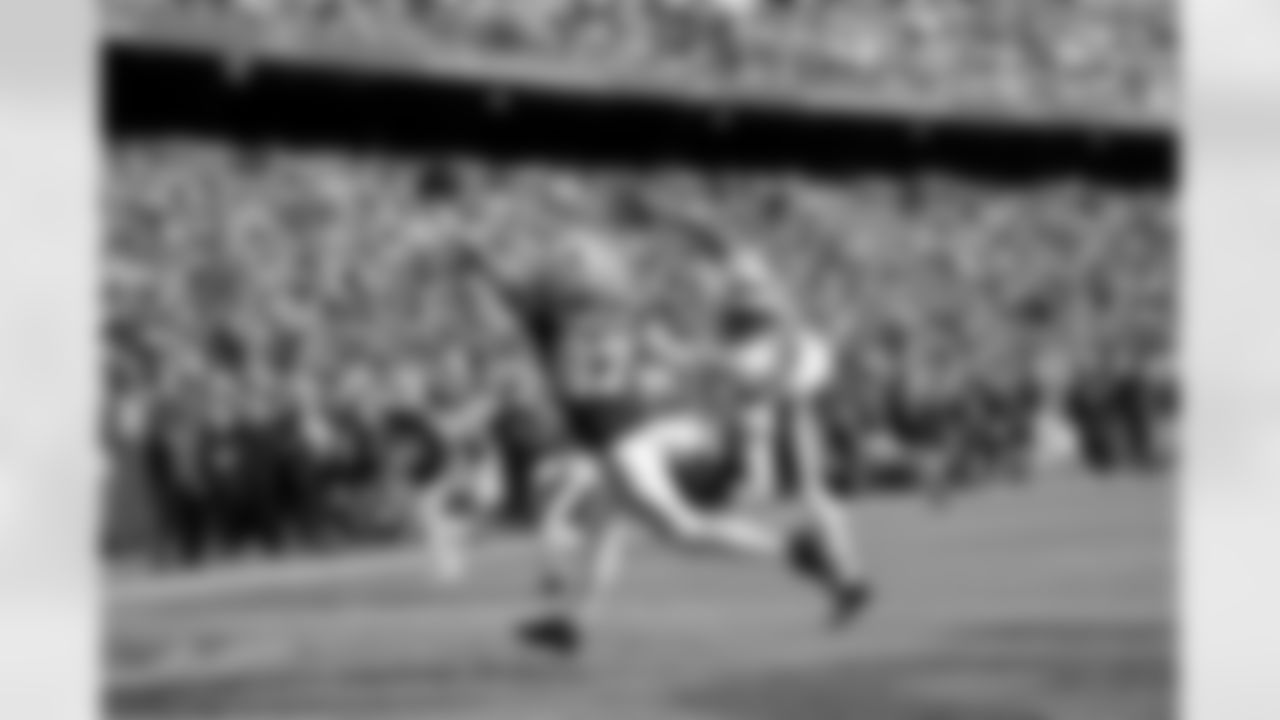 24 December 2025:   Views 
of the Dallas Cowboys during the first half of their NFL regular season game against the Washington Commanders at Northwest Stadium in Landover, Maryland.  Photo by James D. Smith/Dallas Cowboys