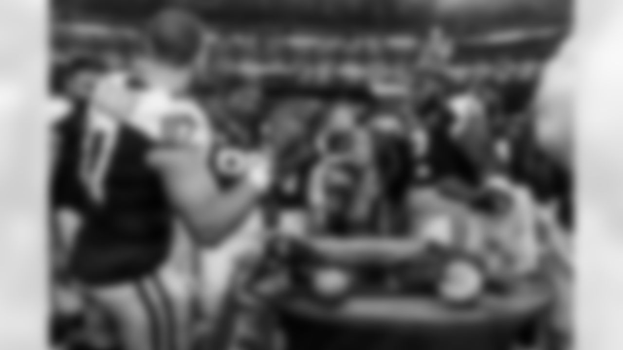 20251127_DAL_vs_KC_Action-412