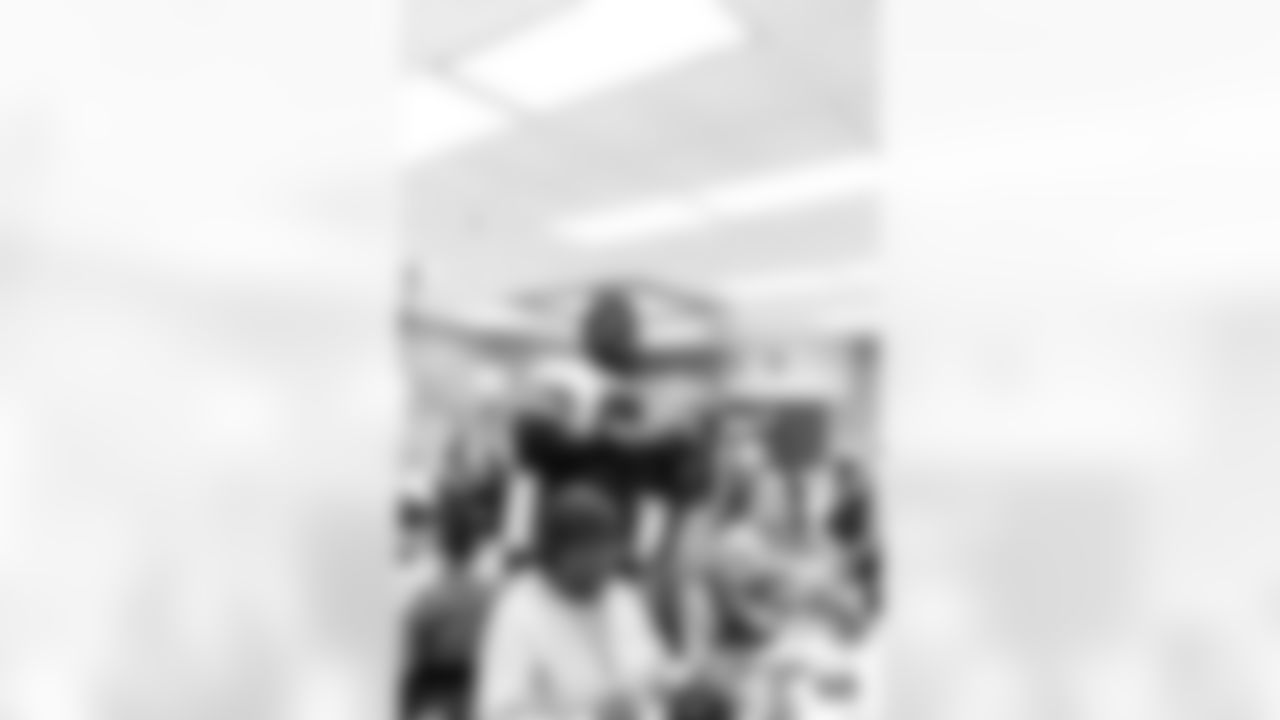 20251112_Early_Thanksgiving_FtWorth-85