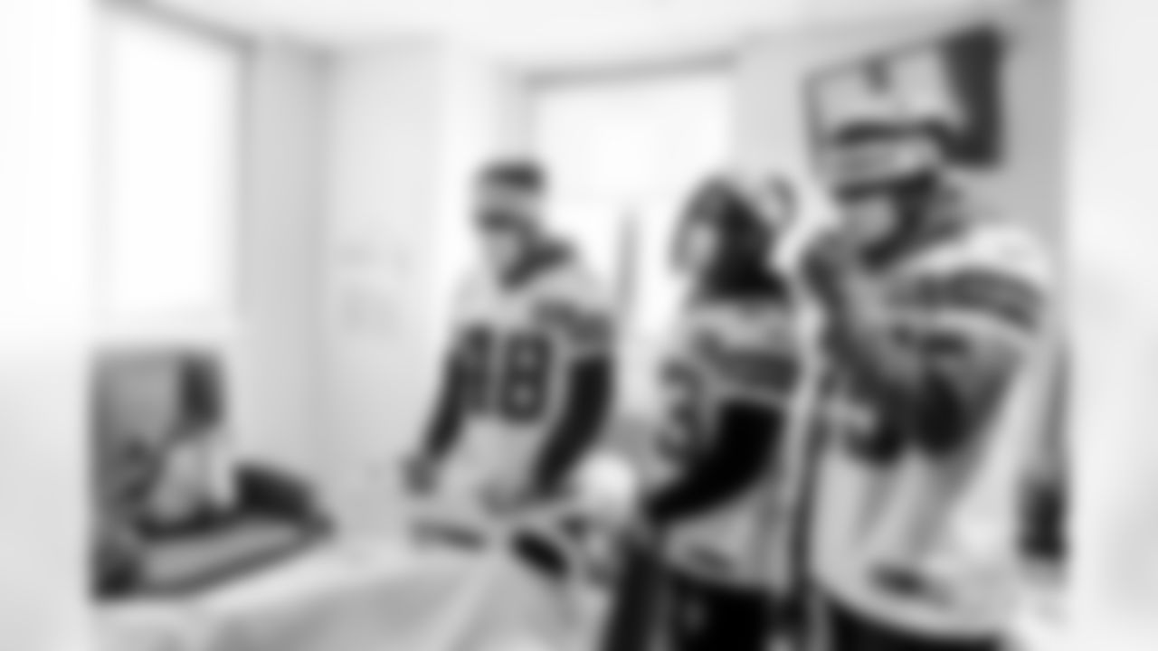 20251208_Cook's Fort Worth Hospital Visit_061