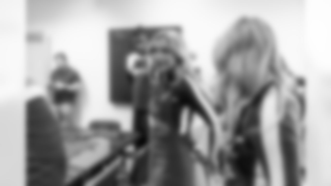 20251112_Early_Thanksgiving_FtWorth-13