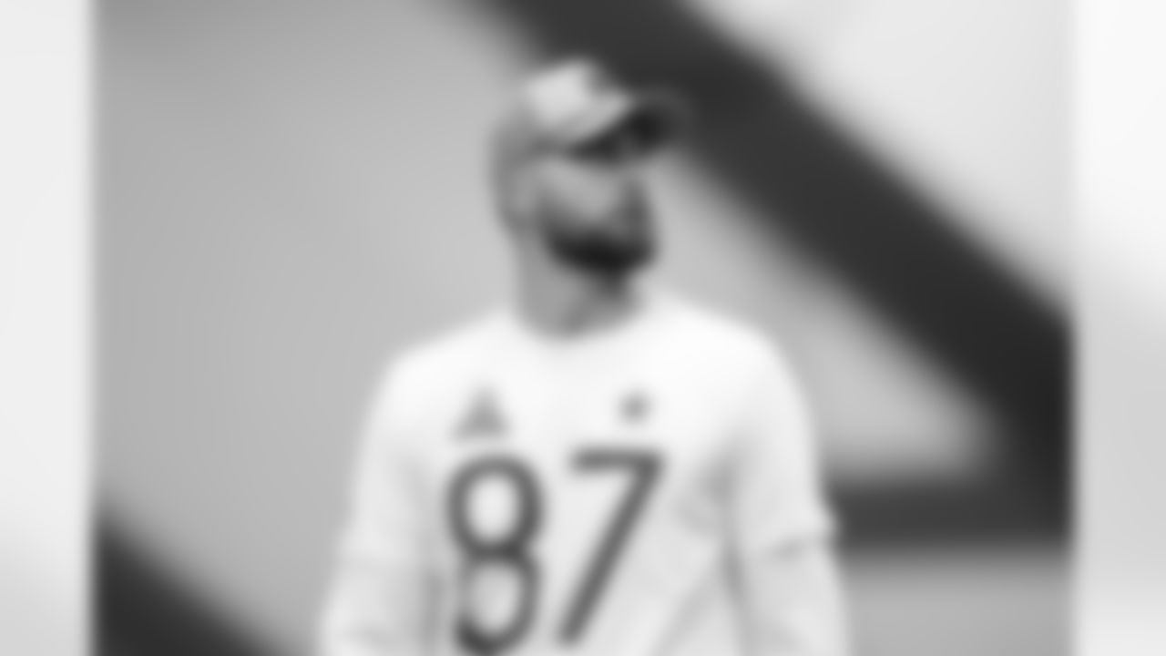 Dallas Cowboys tight end Jake Ferguson (87) stands on the field during the 2026 Pro Bowl Game on Tuesday, February 3, 2026 in San Francisco, California. (Kara Durrette/NFL)