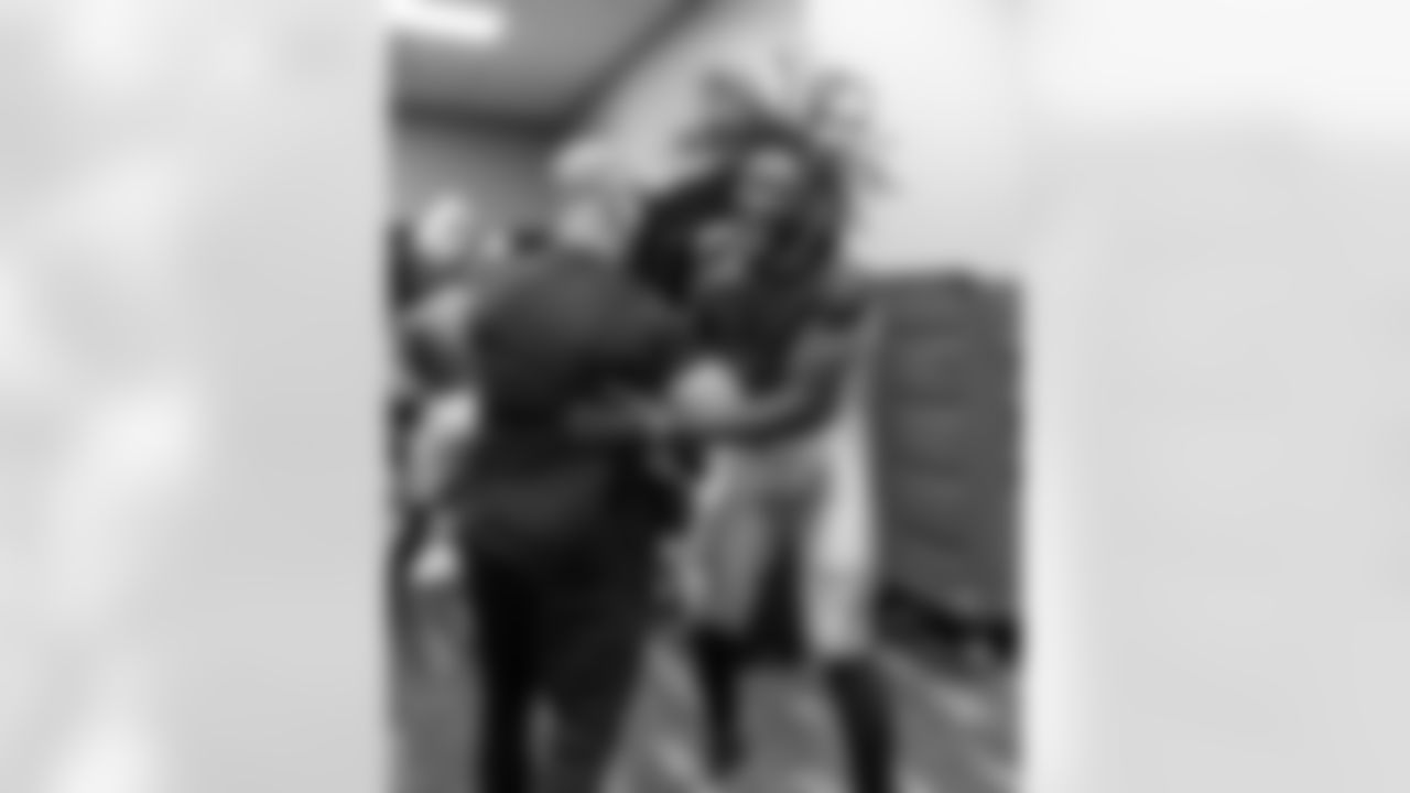 20251117_DAL_@_LV-699