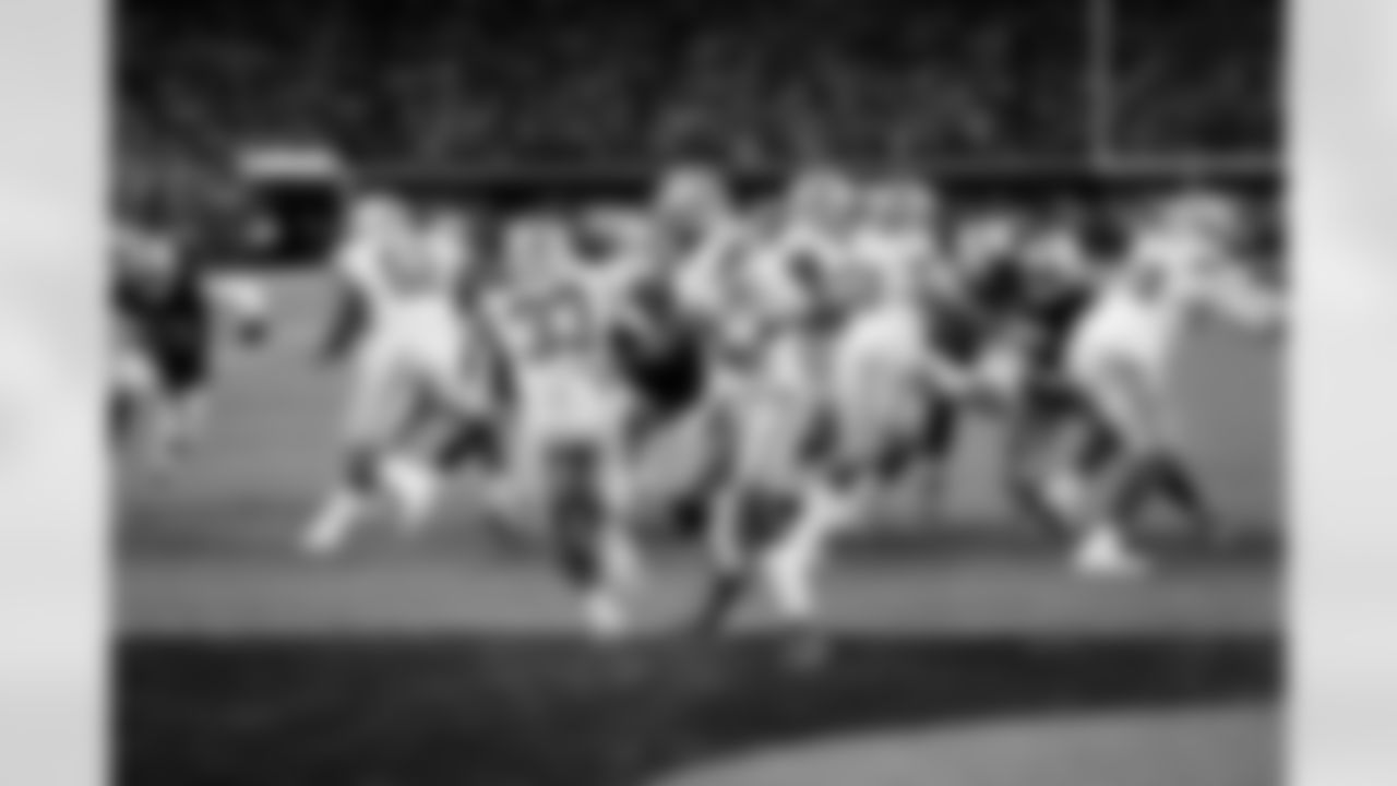 16 November 2025:   Views 
of the Dallas Cowboys during the first half of their NFL regular season game against the Las Vegas Raiders at Allegiant Stadium in Las Vegas, Nevada.  Photo by James D. Smith/Dallas Cowboys