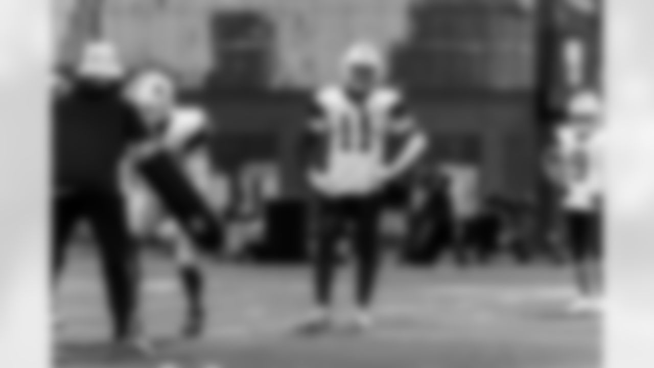 20251015_DAL_Practice-49