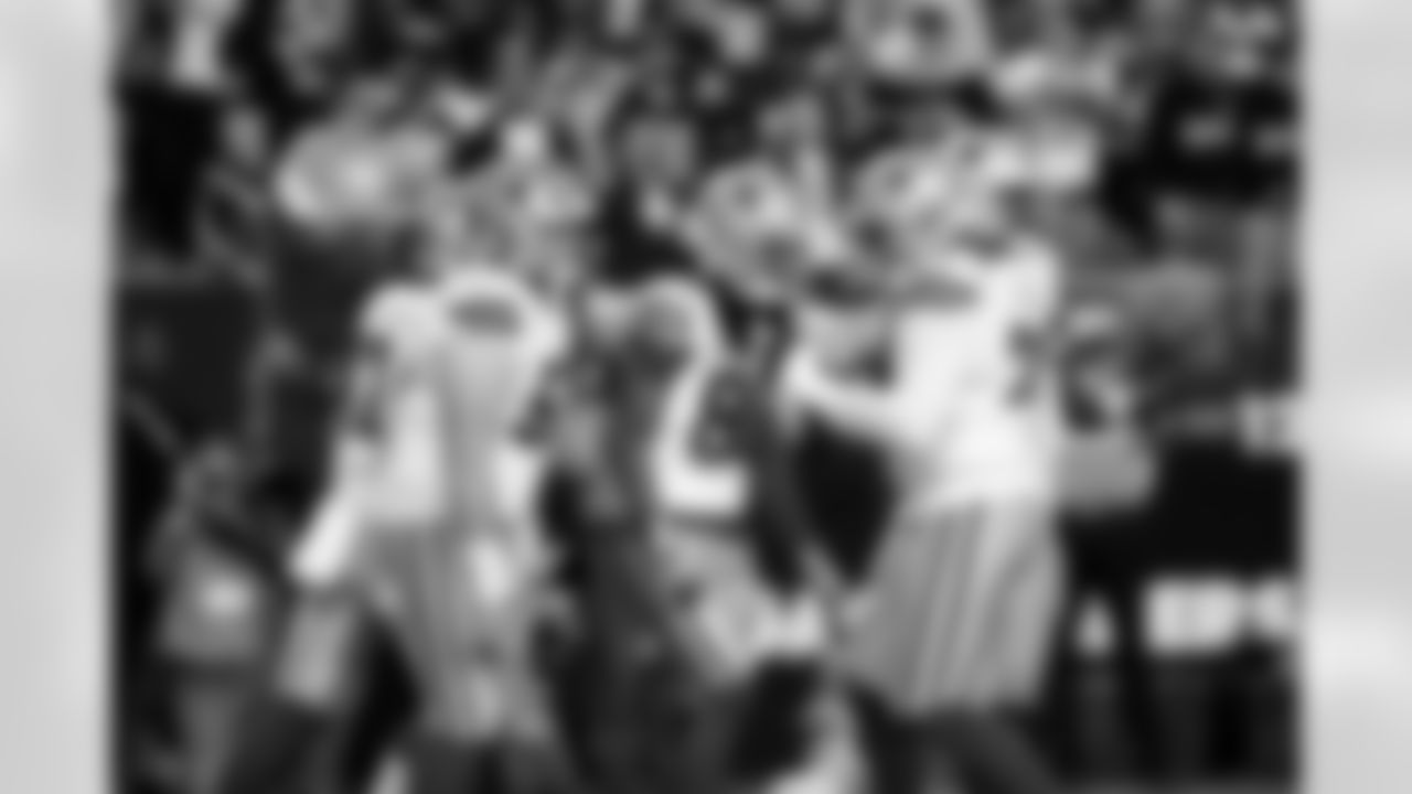 16 November 2025:   Views 
of the Dallas Cowboys during the first half of their NFL regular season game against the Las Vegas Raiders at Allegiant Stadium in Las Vegas, Nevada.  Photo by James D. Smith/Dallas Cowboys