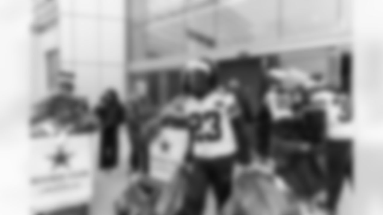 20251201_Rookie_Club_Angel Tree-37