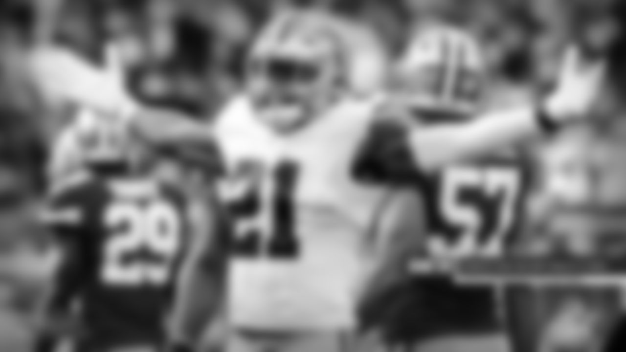 Ezekiel Elliott (2016), 4th – He led the NFL in rushing 1,631 yards and had 15 touchdowns as the Cowboys leaned on Zeke, who had five games with over 130 rushing yards.