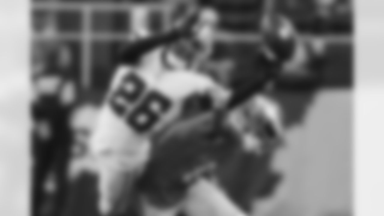 A Tale of Two Halves

The Cowboys defense could not have had a worse start to the game against the Eagles. They gave up touchdowns on all three of Philadelphia's first three drives, and quickly found themselves in a 21-0 deficit with 11:32 left to play in the second quarter. 

That would end up being the last time that Philadelphia would score the entire game. 

After that, the Eagles were forced to punt five times, turned the ball over twice and missed a field goal. The Cowboys held them to 143 total yards of offense compared to their own 262. 
It was eerily similar to the Cowboys-Eagles Week 1 matchup, as Philadelphia scored touchdowns on all three of their first three drives as well, but added a field goal on the fourth drive that ended up being the difference maker, with help from a massive third-and-short sack from Osa Odighizuwa to force the Eagles into their fifth punt of the night. This time, it was the Cowboys that had the deciding field goal.