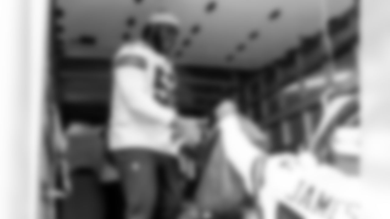 20251201_Rookie_Club_Angel Tree-34