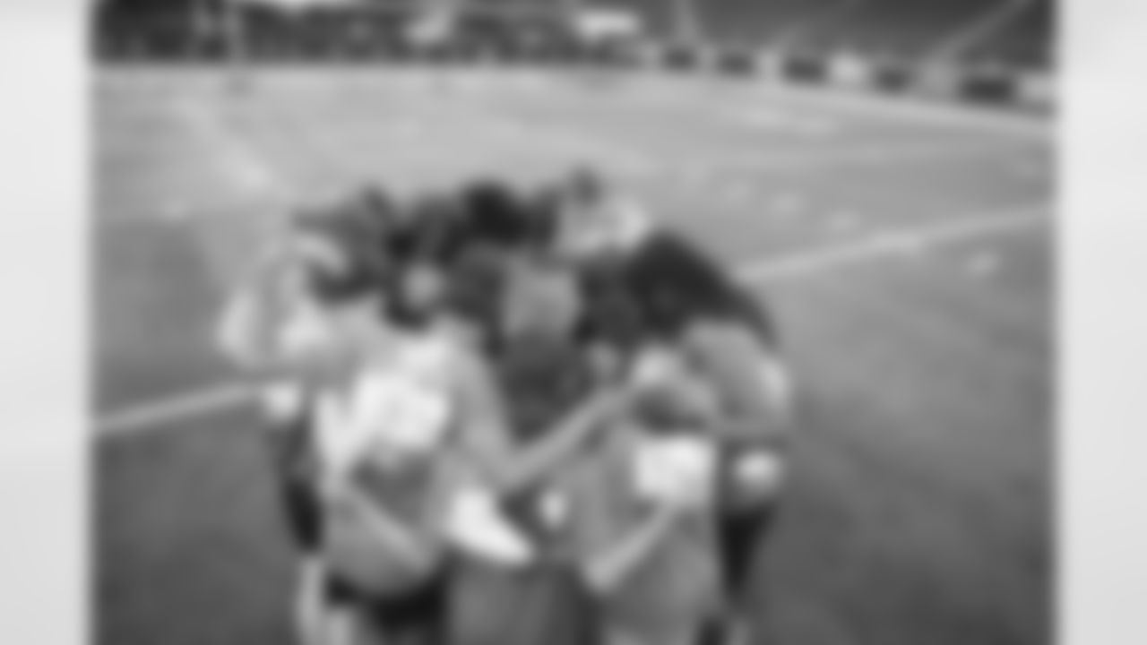 29 June 2025: Huddle
at the 2025 Girls Flag Football College Combine hosted by the Dallas Cowboys and Bridgestone at AT&T Stadium in Arlington, Texas. Photo by James D. Smith/Dallas Cowboys