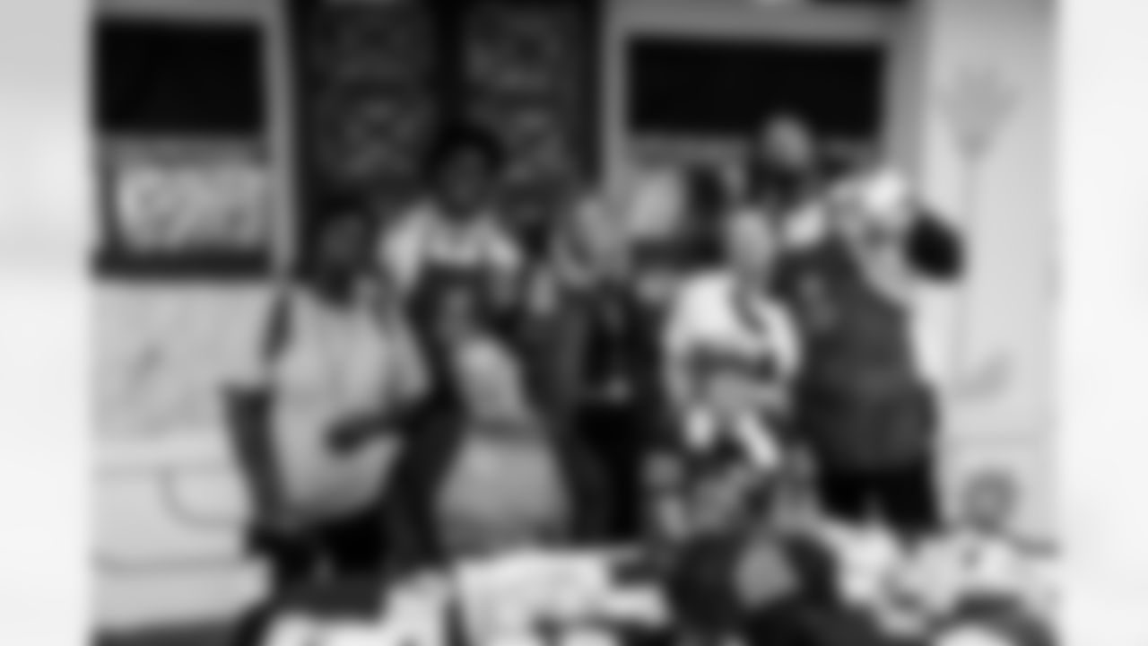 20251112_Early_Thanksgiving_Dallas_106