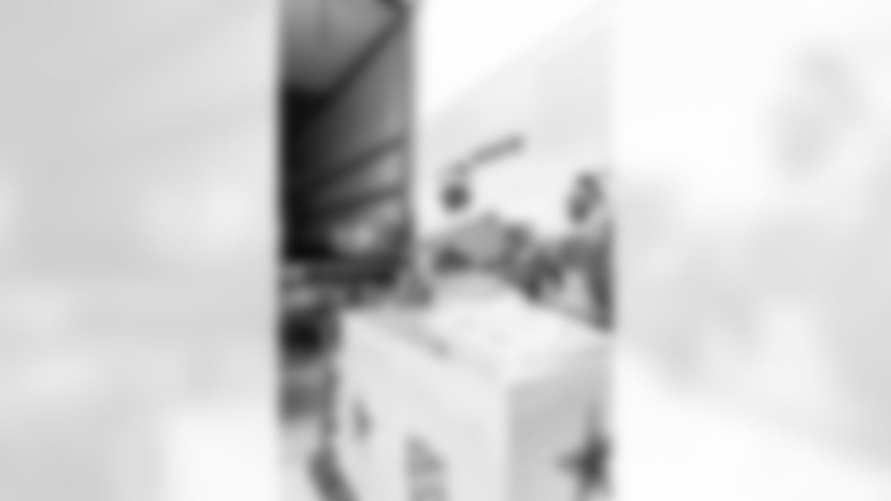 20251201_Rookie_Club_Angel Tree-52