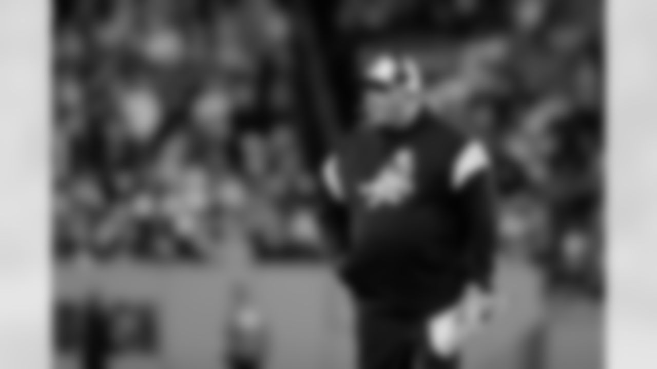 McCarthy interviewing for HC jobs
Former Cowboys head coach Mike McCarthy is looking to get back on the sidelines again. He was once a candidate for the New York Giants opening but now will set his sights to the Titans. 
McCarthy is expected to have a head coaching interview with Tennessee this week. 
The former Cowboys coach of five seasons, McCarthy had three straight 12-5 seasons from 2021-23. His contract was not renewed following the 7-10 season in 2024 and he was ultimately replaced by Brian Schottenheimer. McCarthy's best success occurred with the Packers, where he won a Super Bowl in 2010.