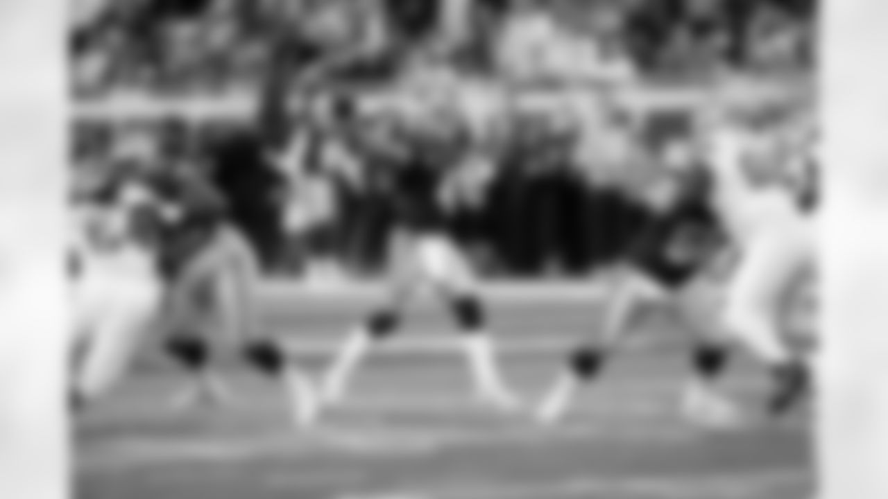 04 December 2025:   Views 
of the Dallas Cowboys during the first half of their NFL regular season game against the Detroit Lions at Ford Field in Detroit, Michigan.  Photo by James D. Smith/Dallas Cowboys