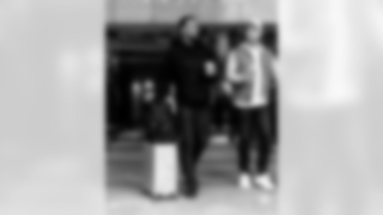 20251225_Arrivals-38