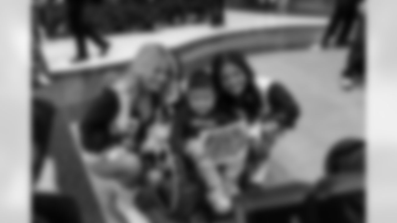 20251208_Hospital_Visits_Scottish_Rite-11