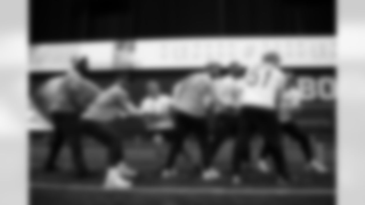 Dallas Cowboys defensive tackle Quinnen Williams (92) and Detroit Lions defensive end Aidan Hutchinson (97) participate during the 2026 Pro Bowl Skills Challenge on Monday, February 2, 2026 in San Francisco. (Kara Durrette/NFL)