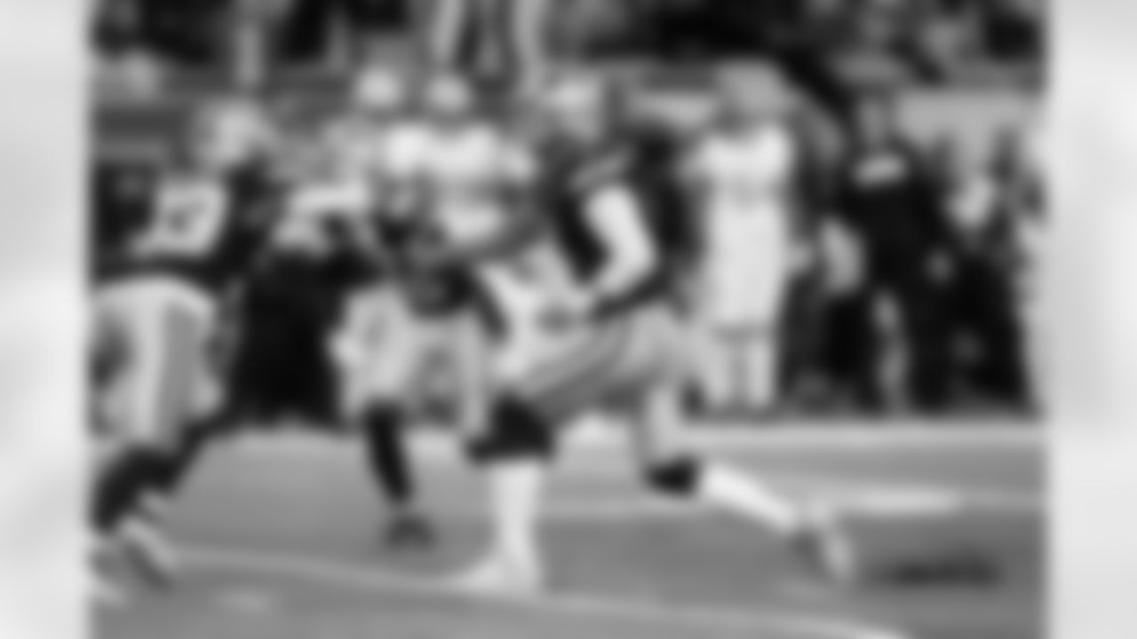 04 December 2025:   Views 
of the Dallas Cowboys during the first half of their NFL regular season game against the Detroit Lions at Ford Field in Detroit, Michigan.  Photo by James D. Smith/Dallas Cowboys