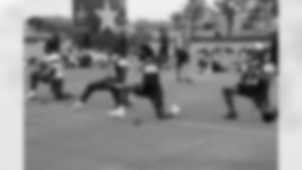 21 July 2025: Team mobility workout of the Dallas Cowboys during training camp practice in Oxnard, California. Photo by James D. Smith/Dallas Cowboys