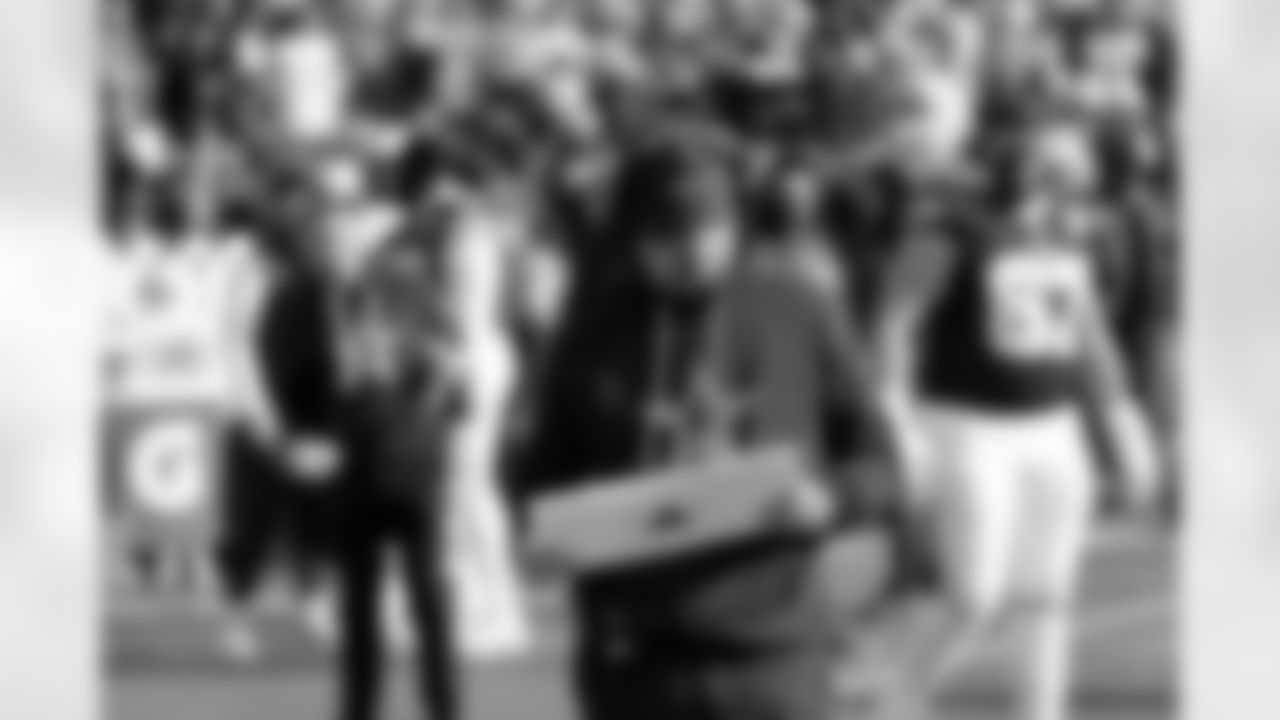 24 December 2025:   Views 
of the Dallas Cowboys during the first half of their NFL regular season game against the Washington Commanders at Northwest Stadium in Landover, Maryland.  Photo by James D. Smith/Dallas Cowboys