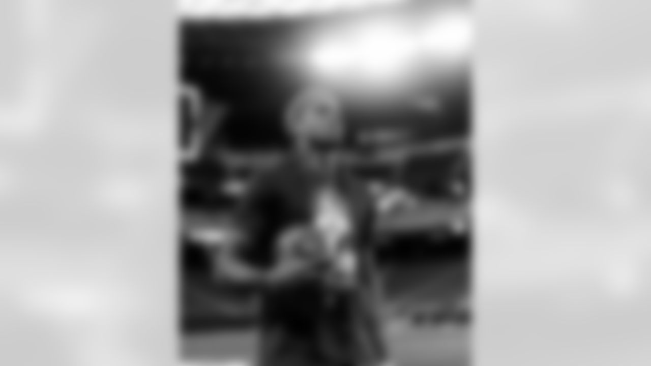 20251117_DAL_@_LV-44