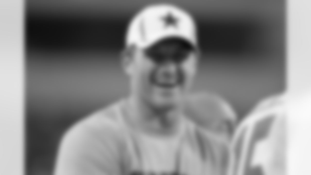 0_20120829_DAL_Jason_Witten08