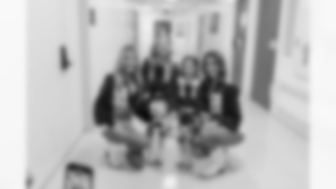 20251208_Hospital_Visits_Scottish_Rite-42