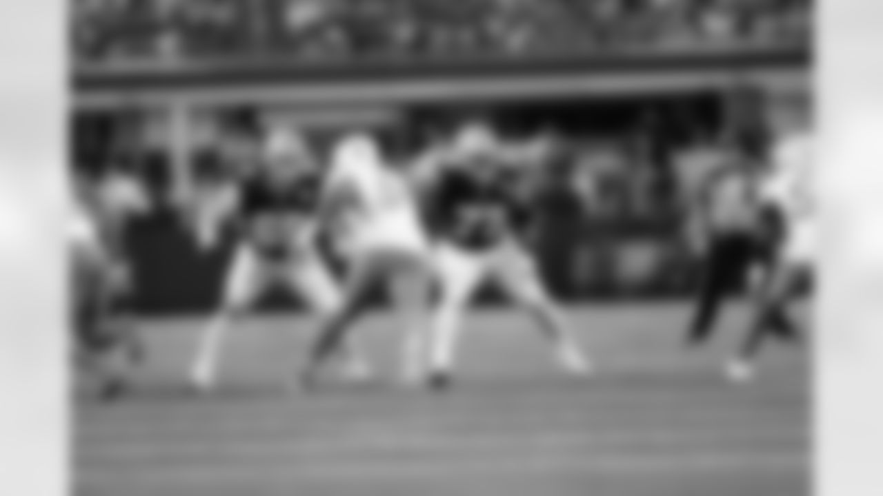 New Faces in New Places

The Cowboys had some personnel movement on both sides of the ball Sunday against the Chargers, with the most notable change coming on the offensive line. Tyler Smith, who has been an All-Pro at guard in his career, kicked out to left tackle, a position he's familiar with as he played four seasons of left tackle in college at Tulsa and has done so periodically with Dallas. 

Smith's move to left tackle replaced Nate Thomas, who has been starting at the position in place of Tyler Guyton, who is recovering from an ankle injury. In Smith's place at left guard, T.J. Bass earned the start for Dallas. 

On the defensive side of the ball, Perrion Winfrey made his debut at defensive tackle with Quinnen Williams being ruled out with neck stiffness. Additionally, Kenneth Murray started at linebacker over Logan Wilson, as the two have continued to battle for a hold of the middle linebacker position. And of course, certainly in a new place was defensive coordinator Matt Eberflus, who called Dallas' defense from the coaches' box instead of on the field.