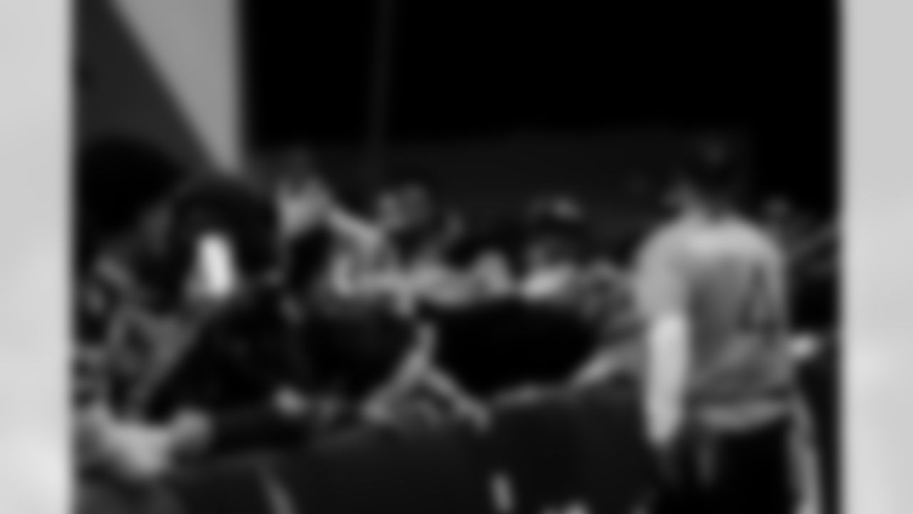 Dallas Cowboys quarterback Dak Prescott (4) greets fans during a Pro Bowl team practice on Monday, February 2, 2026 in San Francisco. (Kara Durrette/NFL)