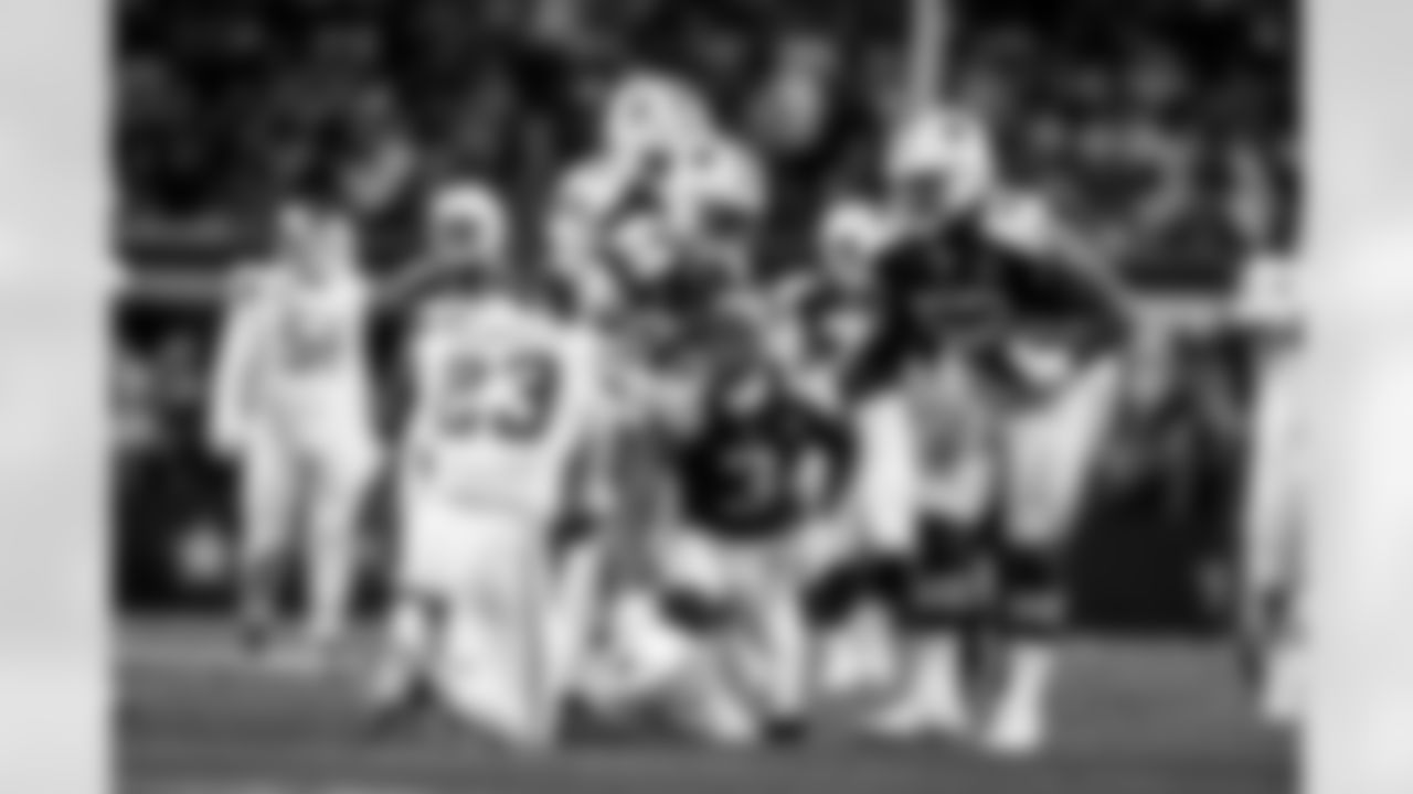 20251127_DAL_vs_KC_Action-344